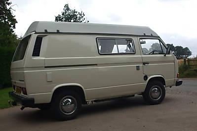 VOLKSWAGEN T25 CAMPER VAN 1984