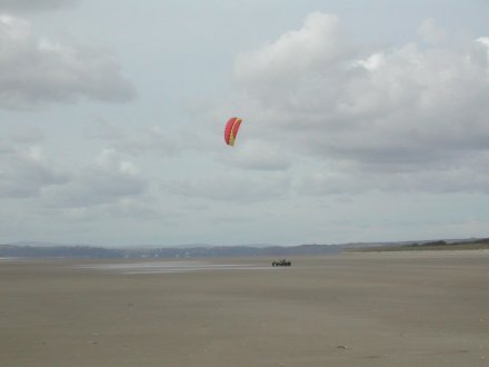 Photo of Cefn Sidan Sands (Pembrey) beach